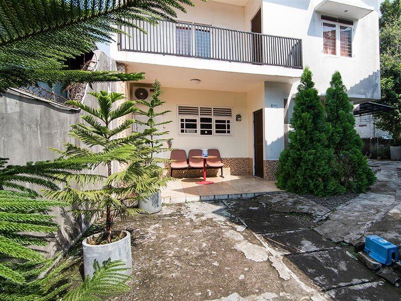 Hotel Kost Carmelia Syariah Baranangsiang Bogor