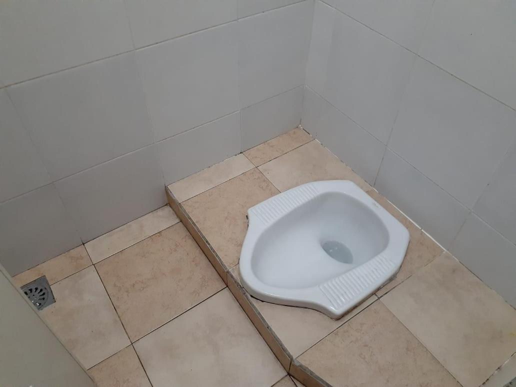 Kost Carmelia Syariah Baranangsiang 2*